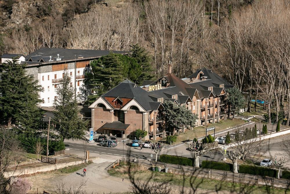 Hotel Snoe Condes Del Pallars Rialp Dış mekan fotoğraf
