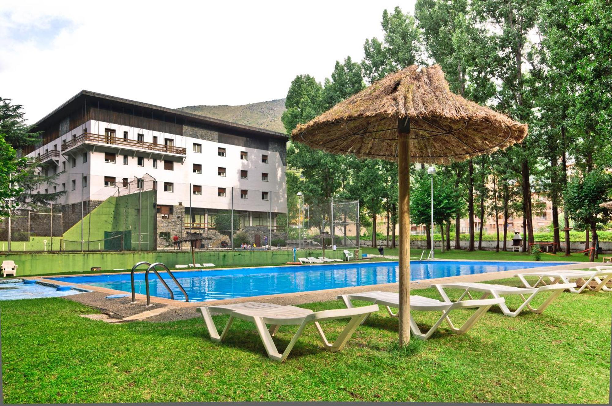 Hotel Snoe Condes Del Pallars Rialp Dış mekan fotoğraf