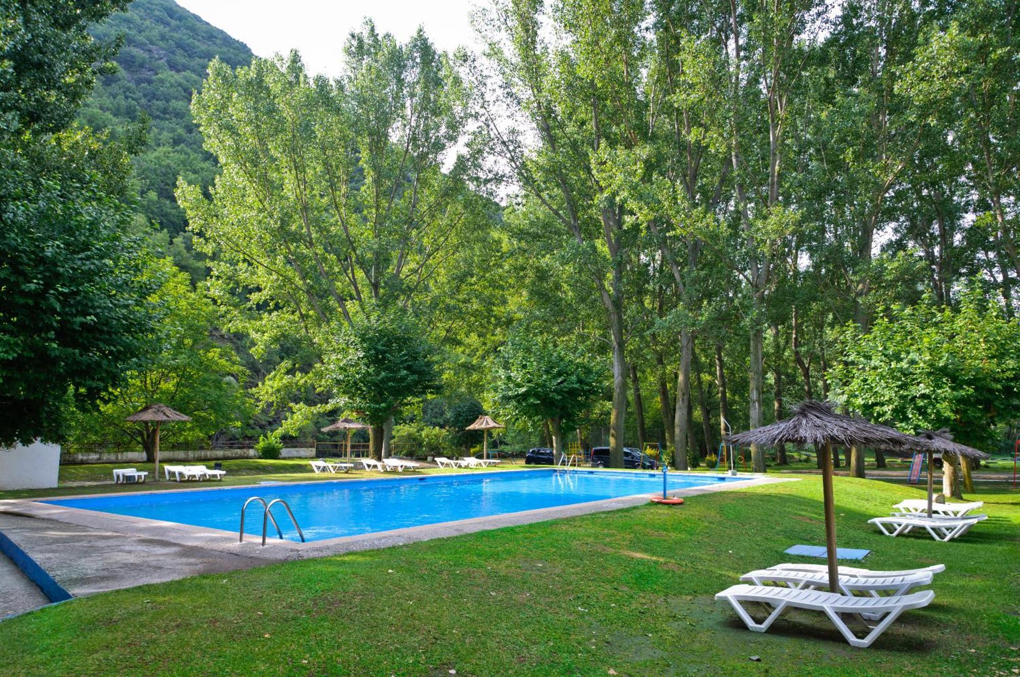 Hotel Snoe Condes Del Pallars Rialp Dış mekan fotoğraf